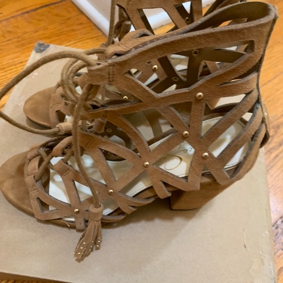 Tan Sandal Heel - Picture 3 of 6